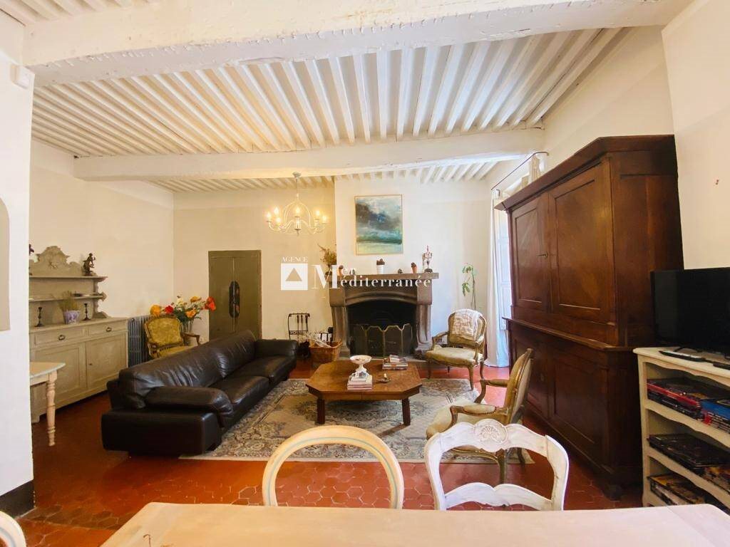 Maison à vendre, 500m², Cotignac