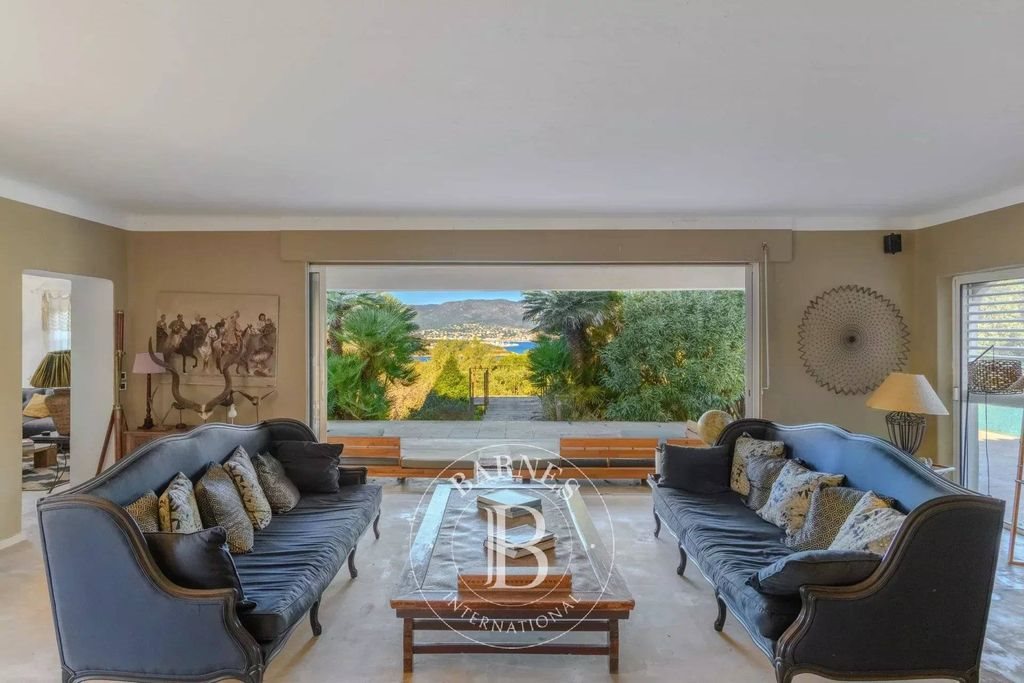 Maison à vendre, 300m², Bormes-les-Mimosas