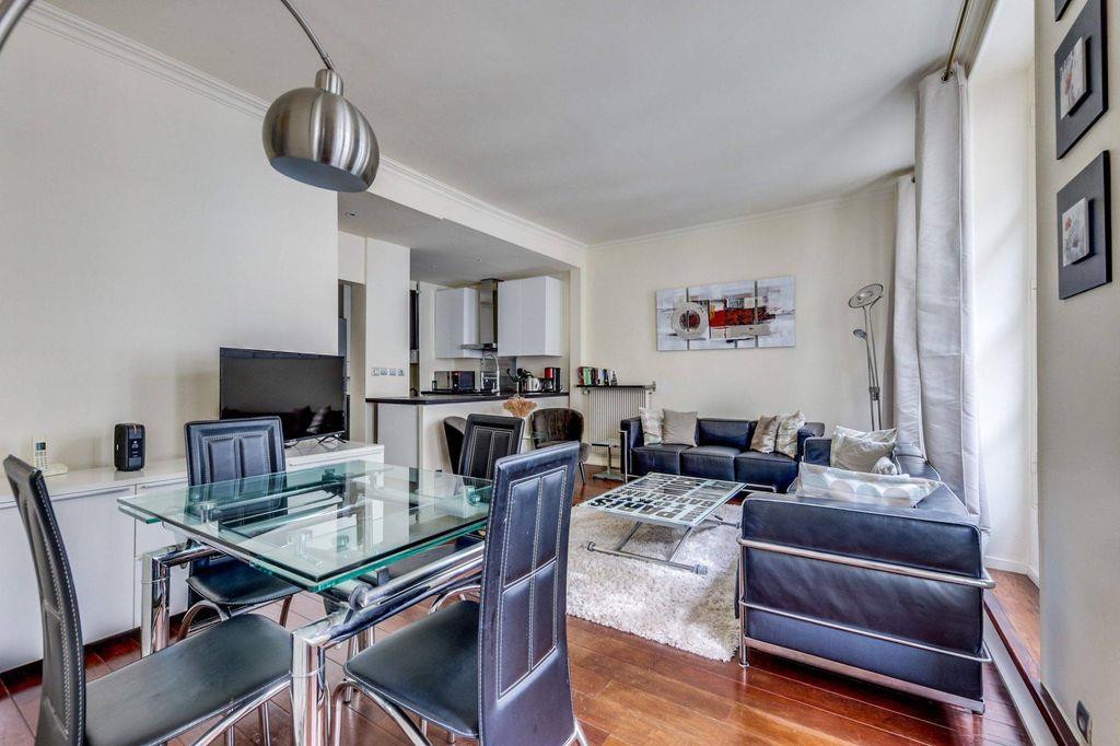 Appartement à louer, 70m², Paris 8ème
