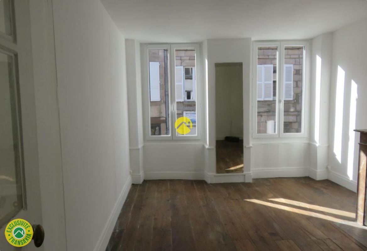 Appartement à vendre, 155m², Dun-le-Palestel