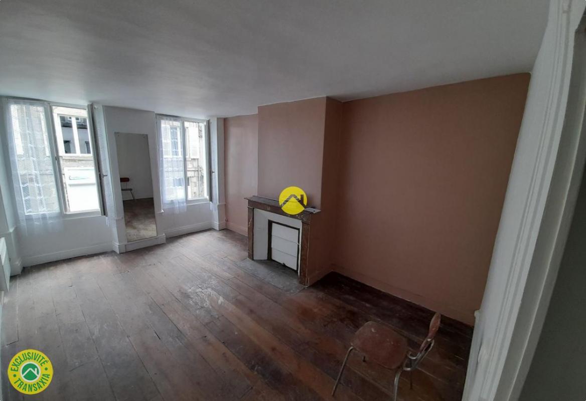 Appartement à vendre, 155m², Dun-le-Palestel