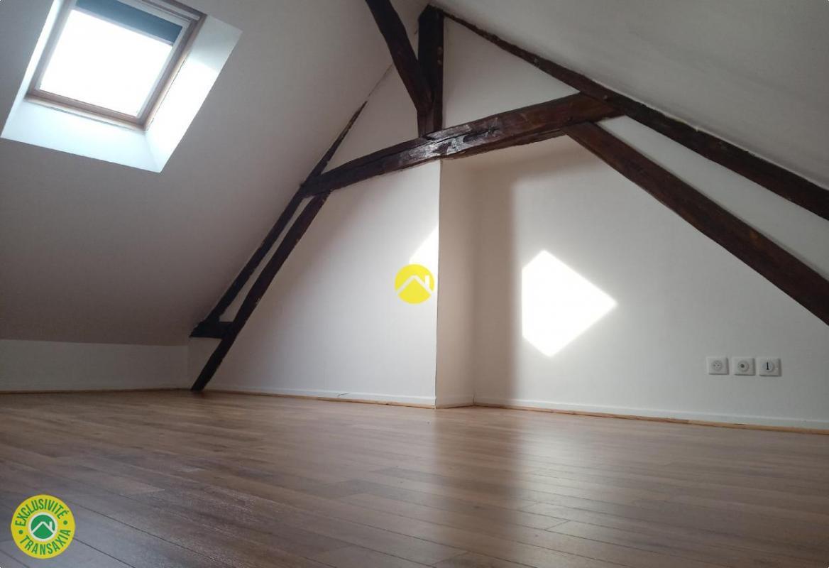 Appartement à vendre, 66m², Saint-Valérien