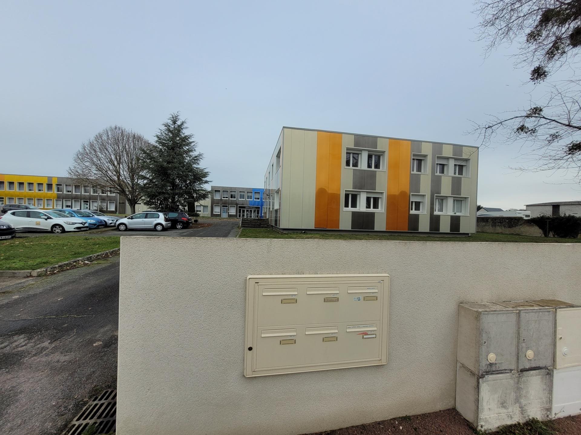 Appartement à vendre, 438m², Descartes