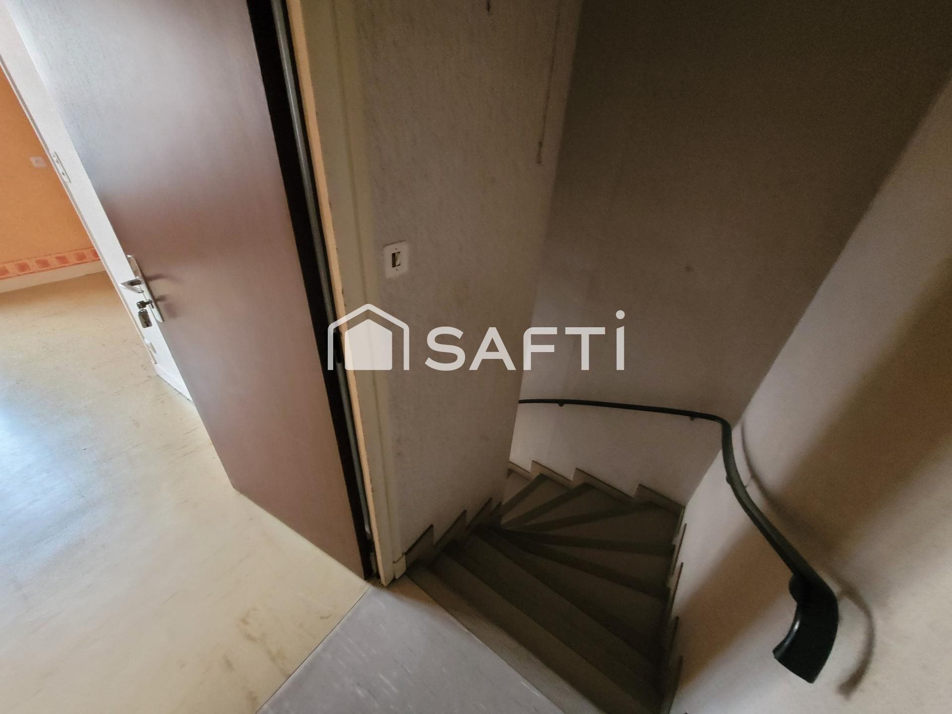 Appartement à vendre, 100m², Descartes