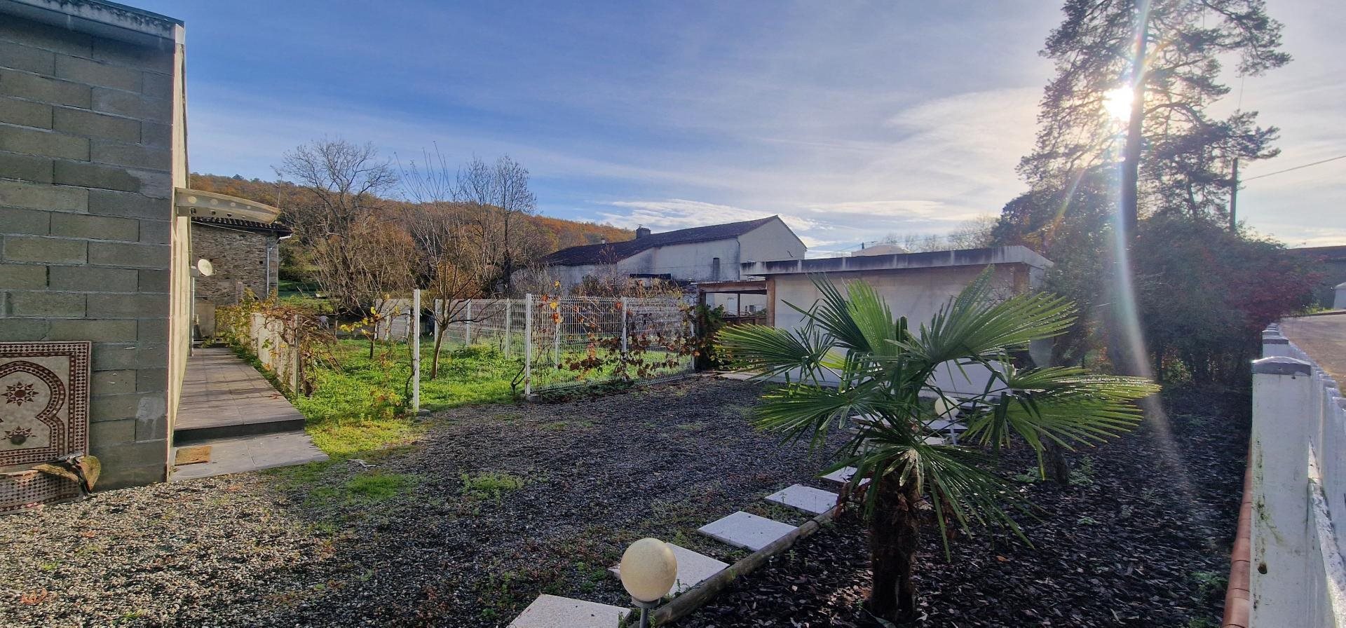 Maison à vendre, 92m², Lespiteau