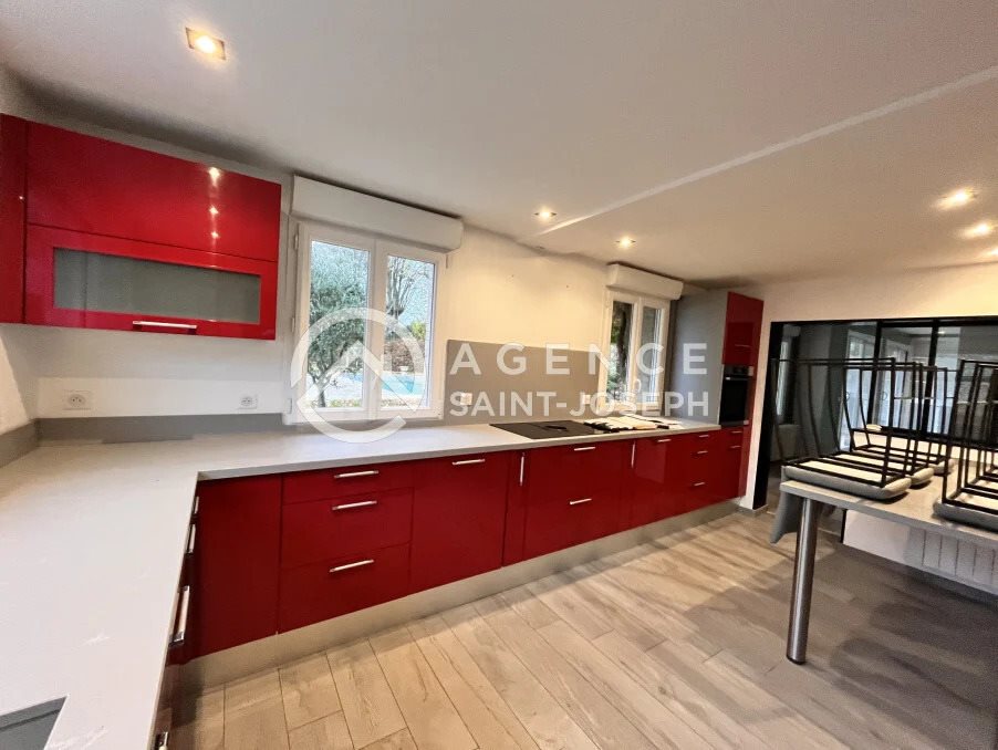 Maison à louer, 218m², Yvetot