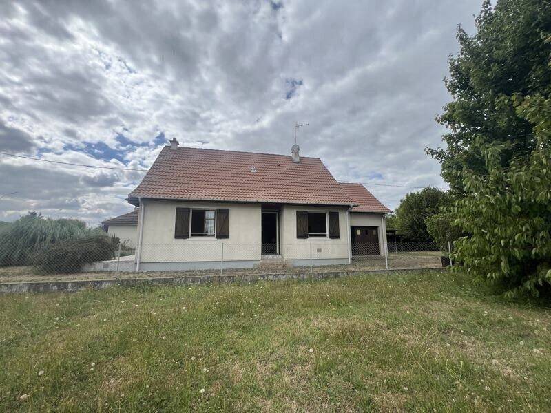 Maison à vendre, 75m², Saint-Amand-Montrond