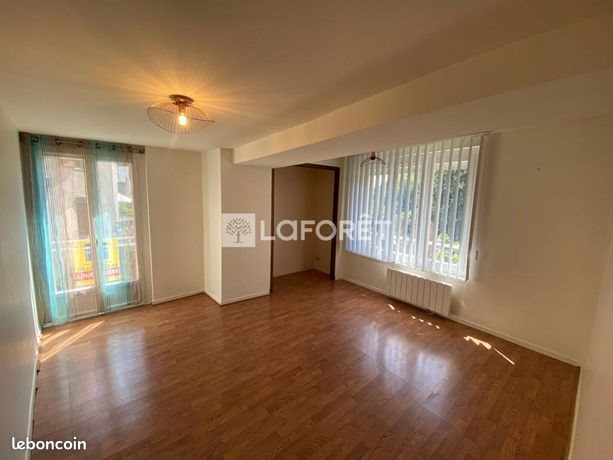 Maison à louer, 81m², Ambialet