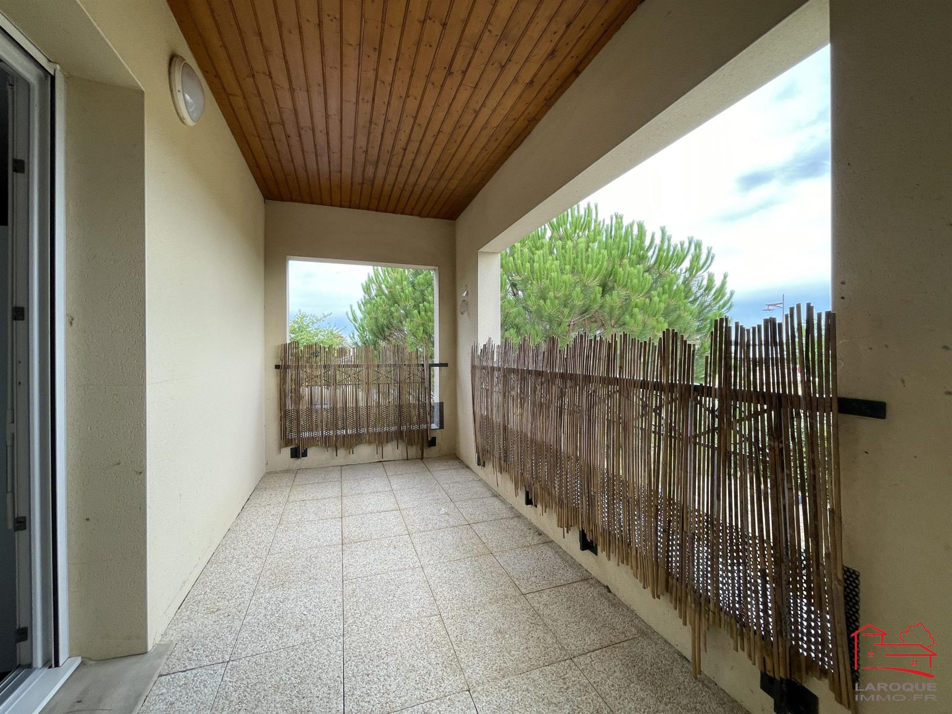 Appartement à louer, 88m², Laroque-Timbaut