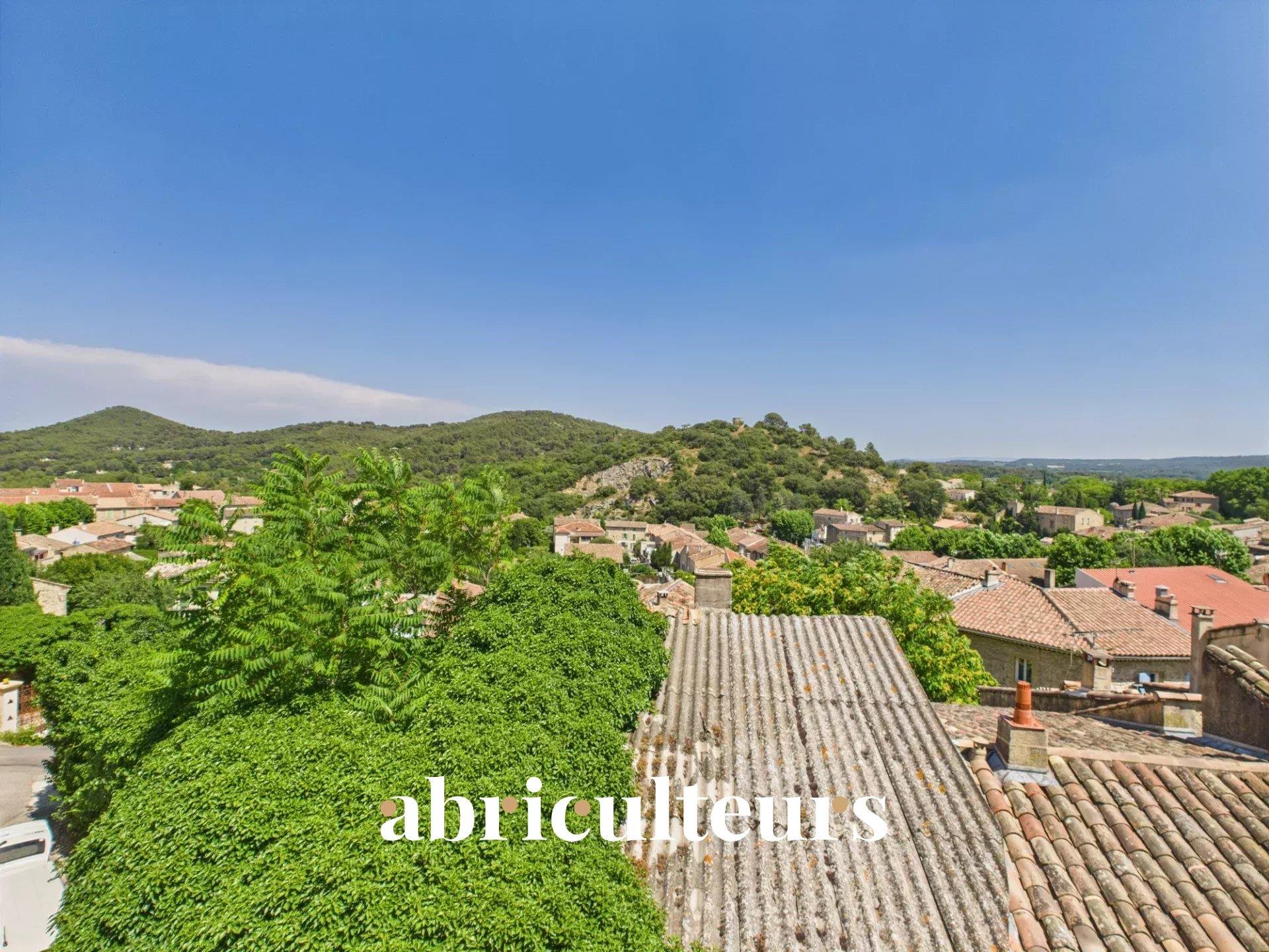 Duplex with terrace and open view - Rognes