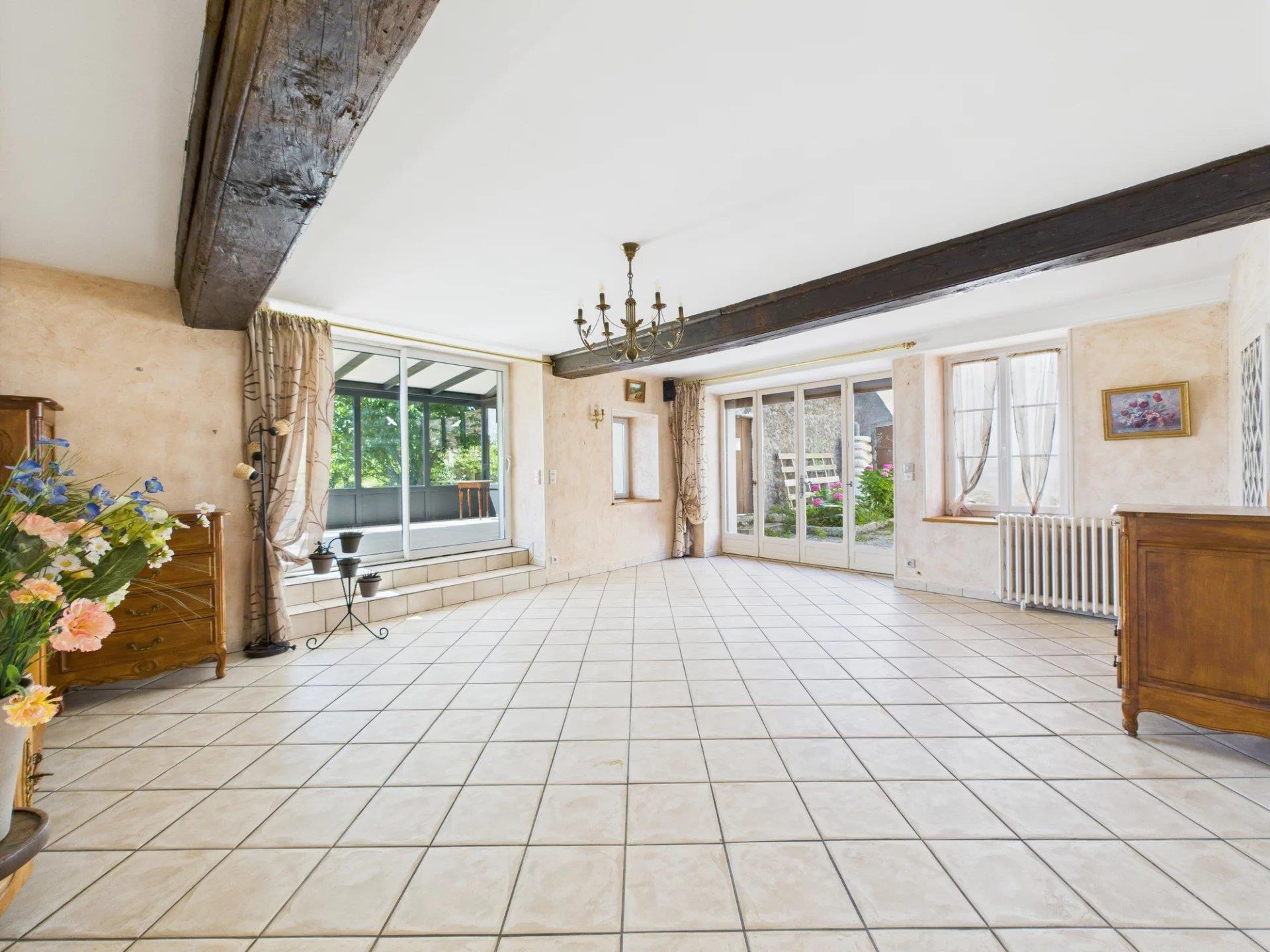 En Exclusivité : Saulieu, Maison Prête À Vivre