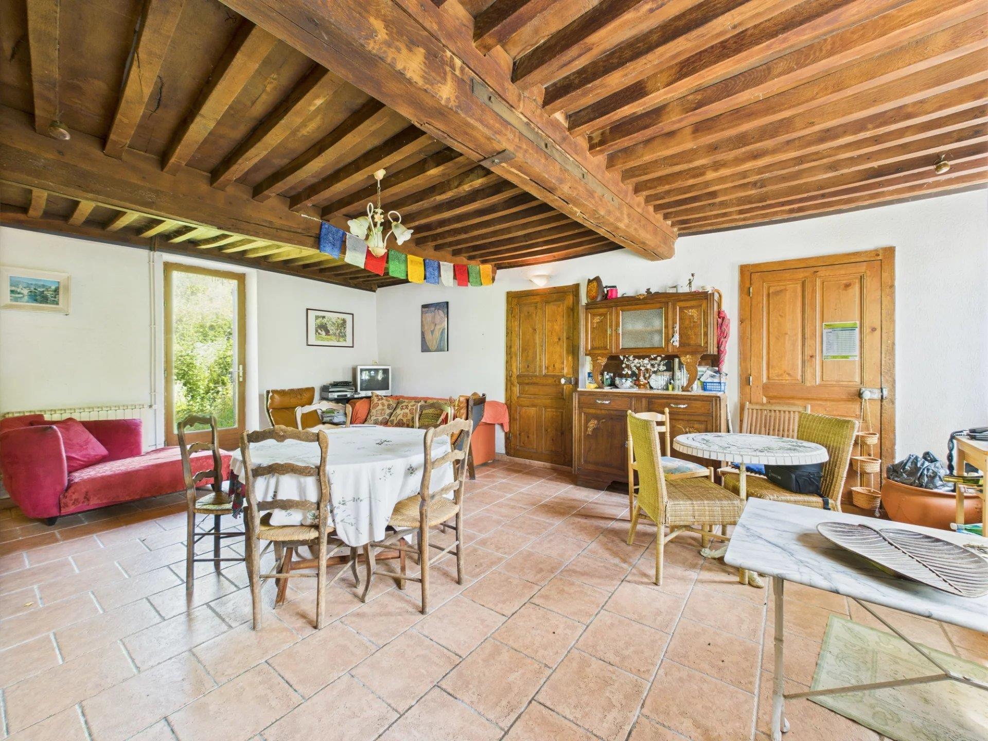 Exclusive, house near Liernais
