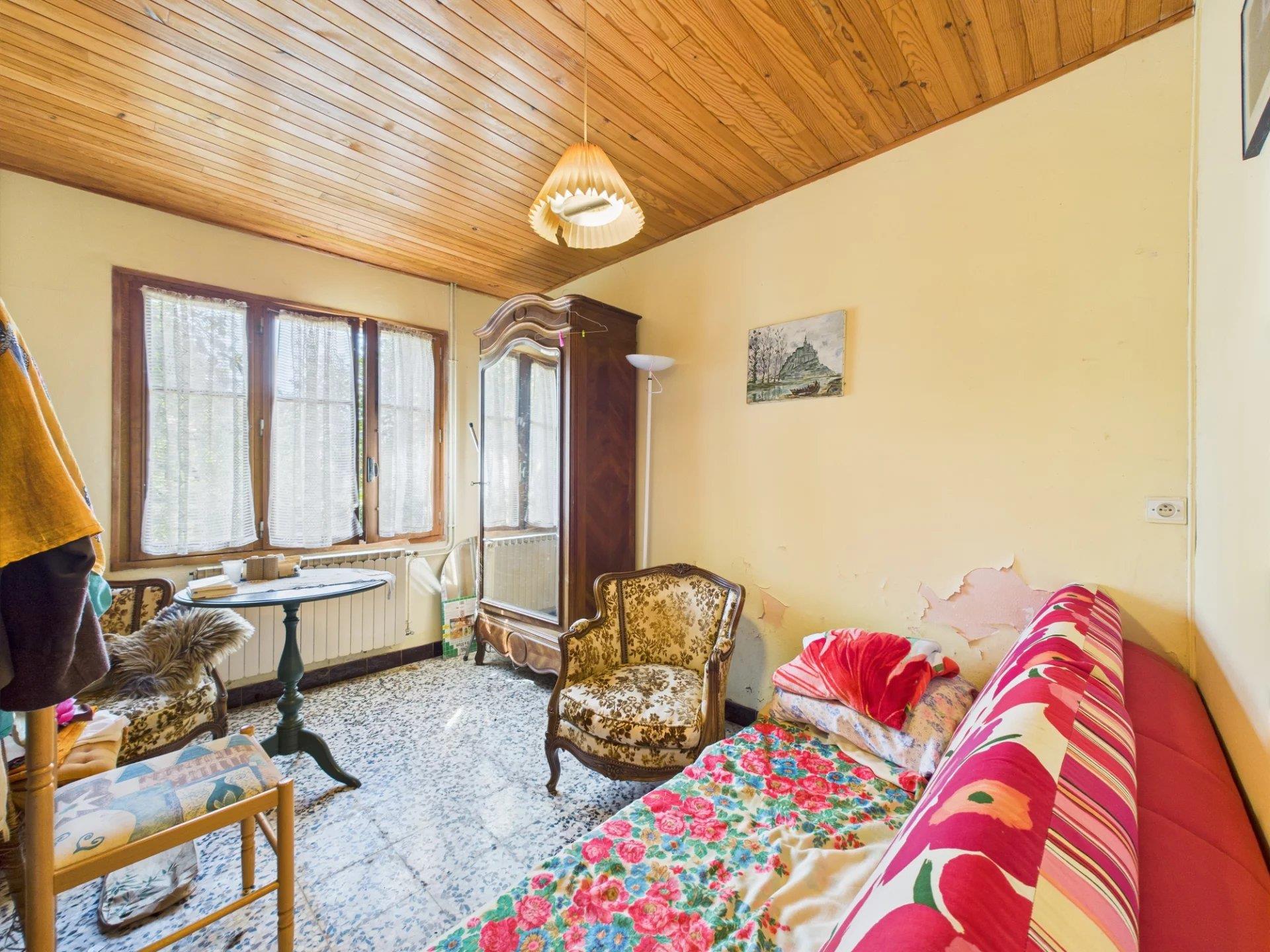 Exclusive, house near Liernais
