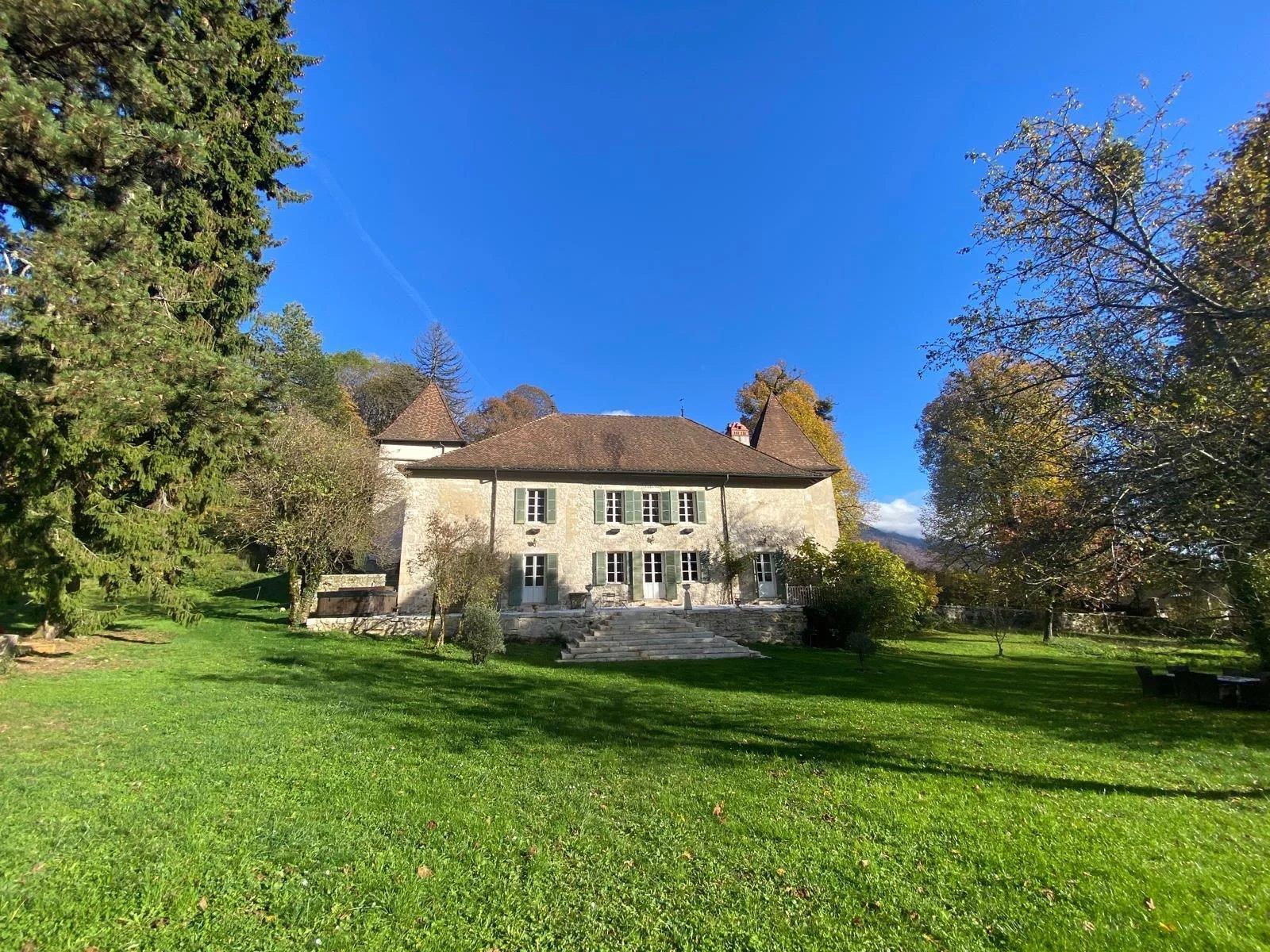 Maison à vendre, 350m², Montanges