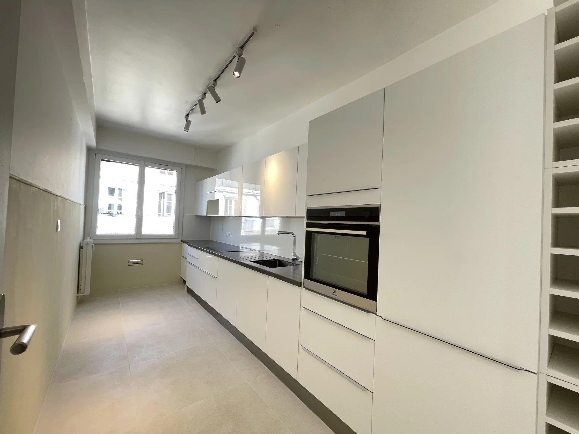 Appartement à vendre, 95m², Nice