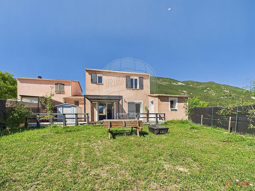 Maison à vendre, 117m², Saint-André-les-Alpes