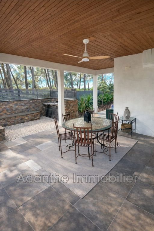 Maison à vendre, 215m², Saint-Vincent-de-Barbeyrargues