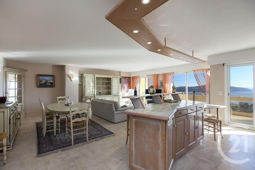 Appartement à louer, 130m², Villefranche-sur-Mer