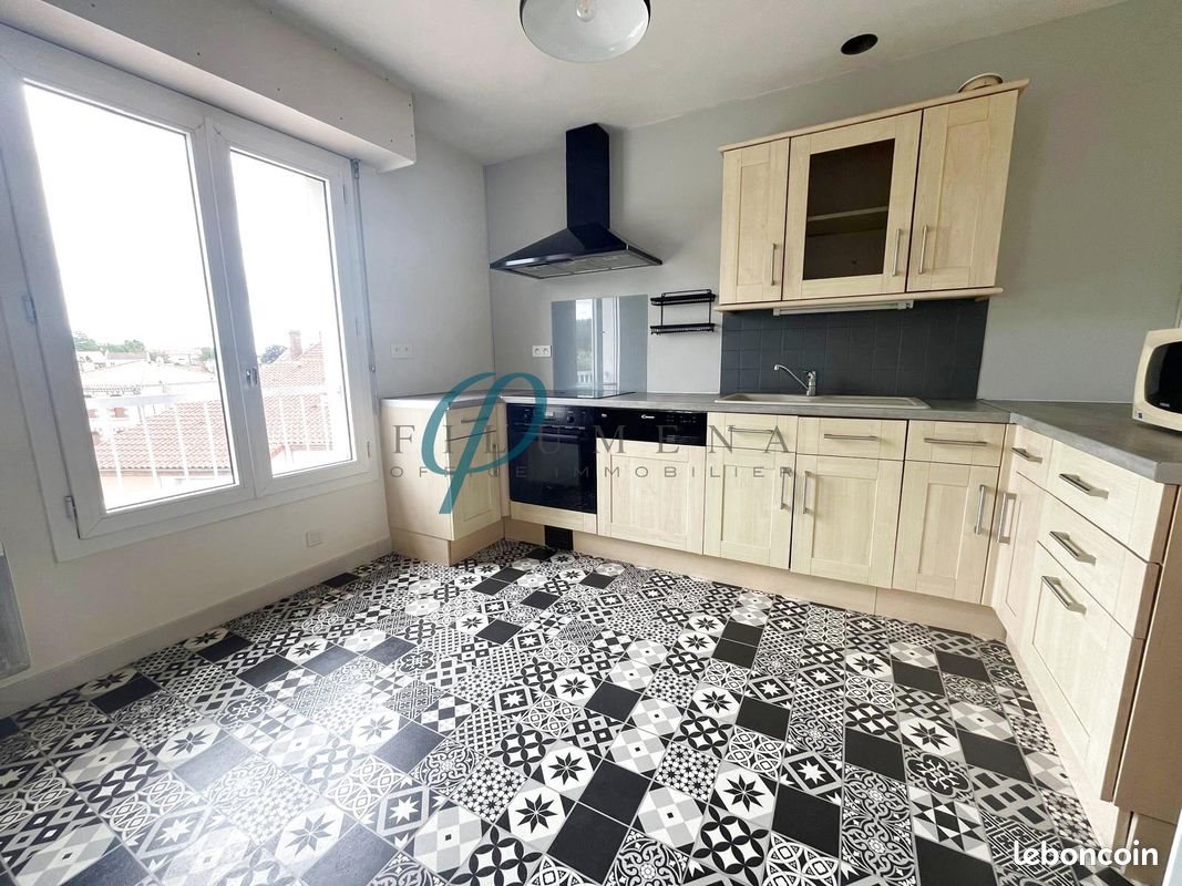 Appartement à louer, 109m², Montrevault-sur-Èvre