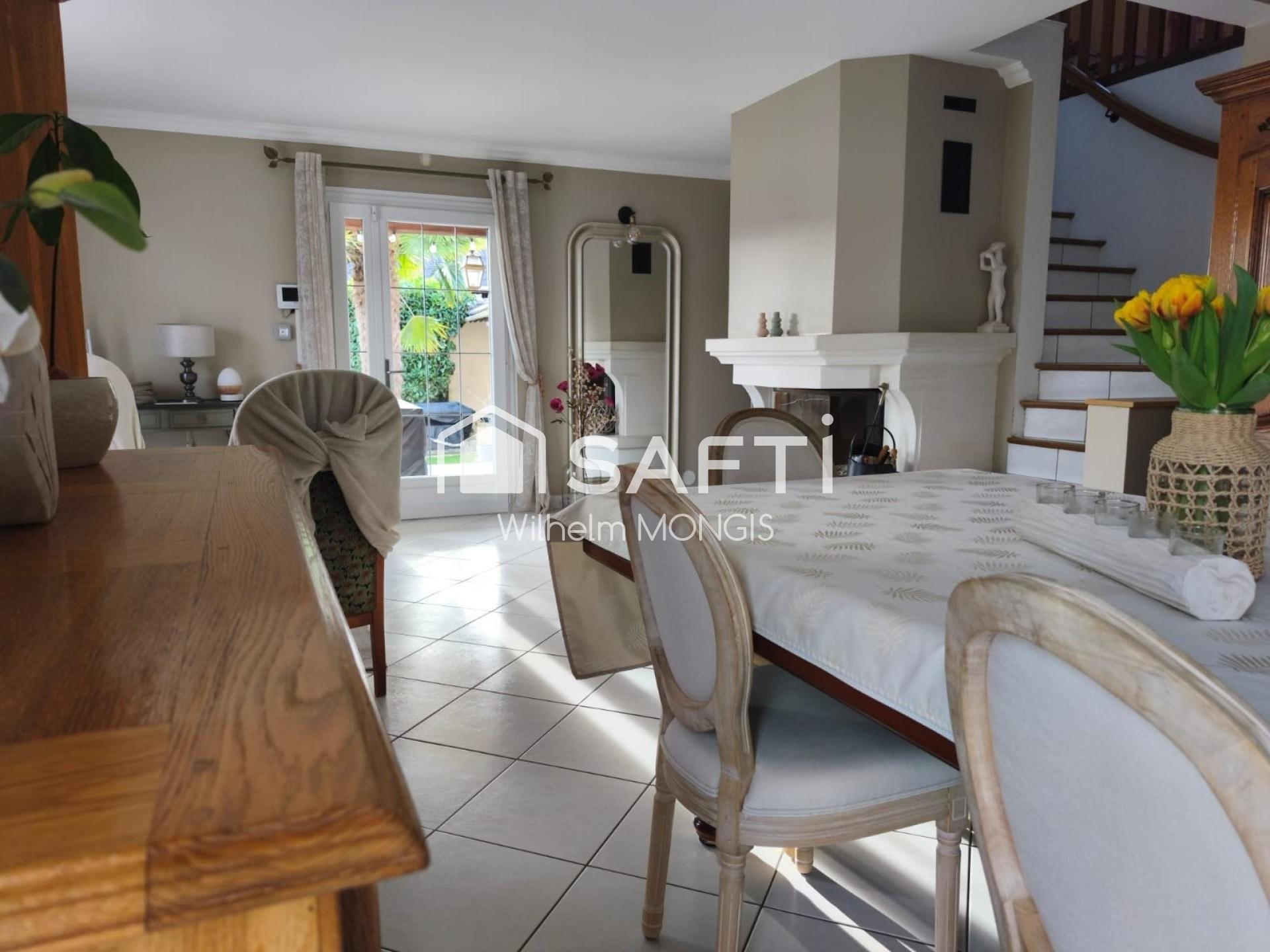 Maison à vendre, 156m², Fosses