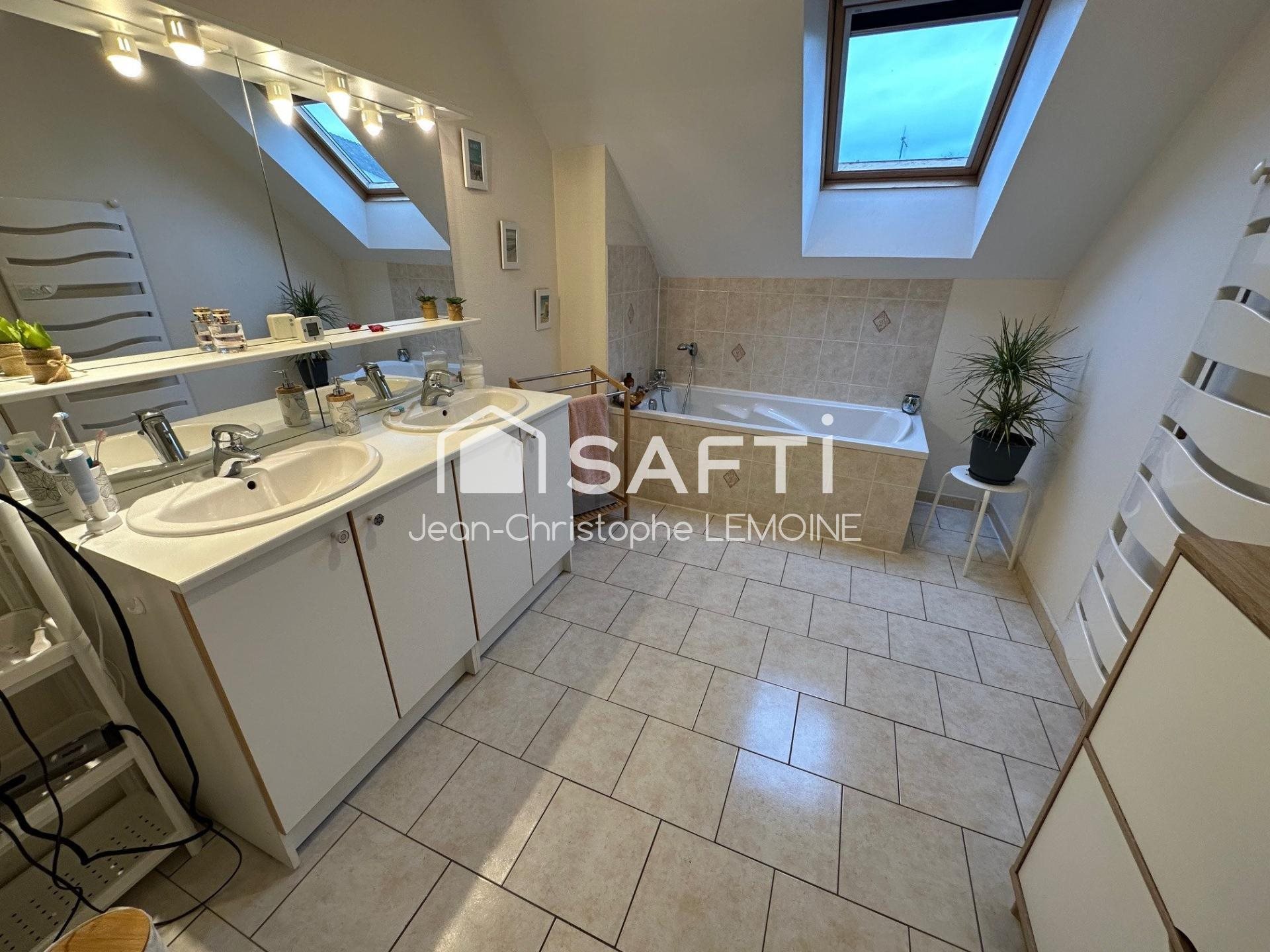 Appartement à vendre, 100m², Château-Gontier-sur-Mayenne