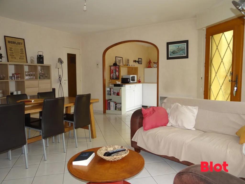 Maison à louer, 111m², Baulon