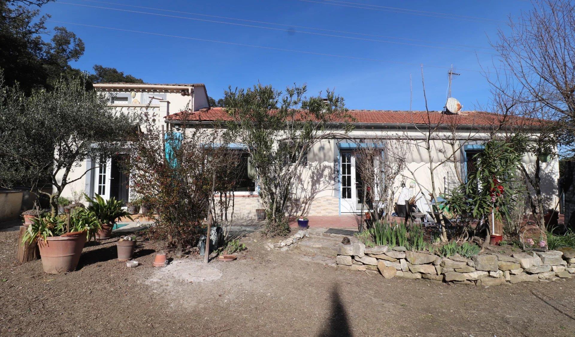 Maison à vendre, 106m², Saint-Privat-des-Vieux