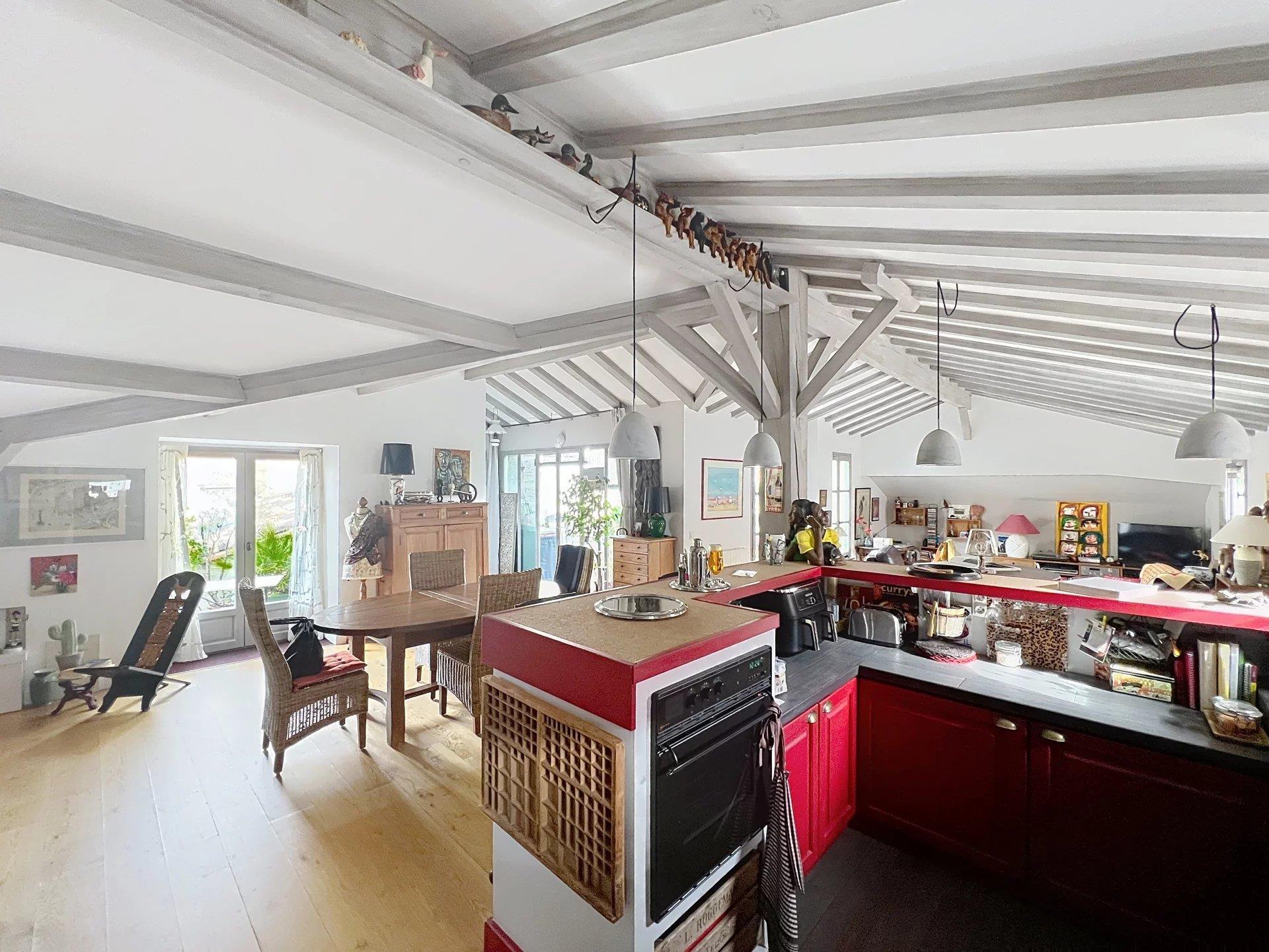 Appartement à vendre, 142m², Nîmes