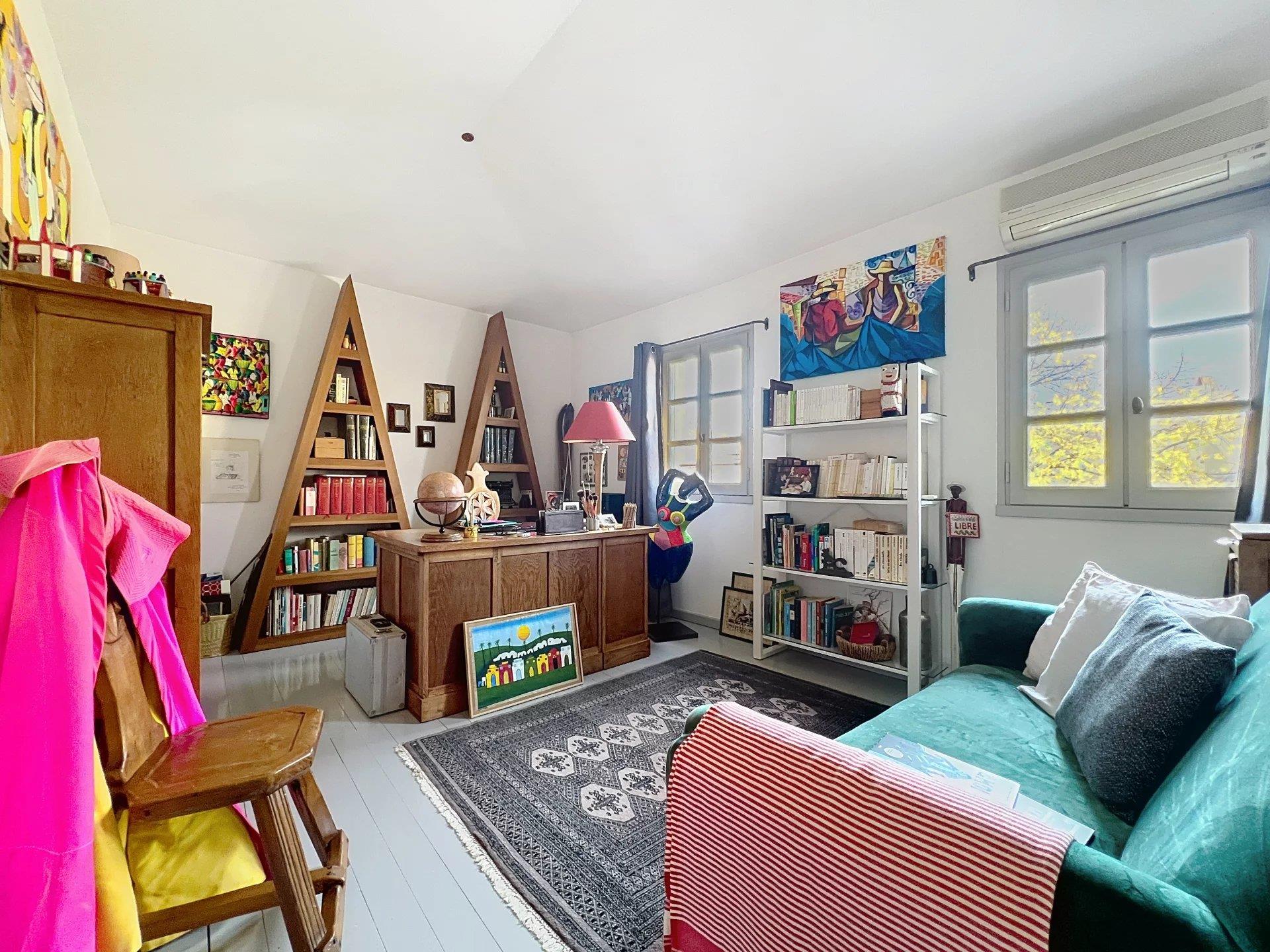 Appartement à vendre, 142m², Nîmes