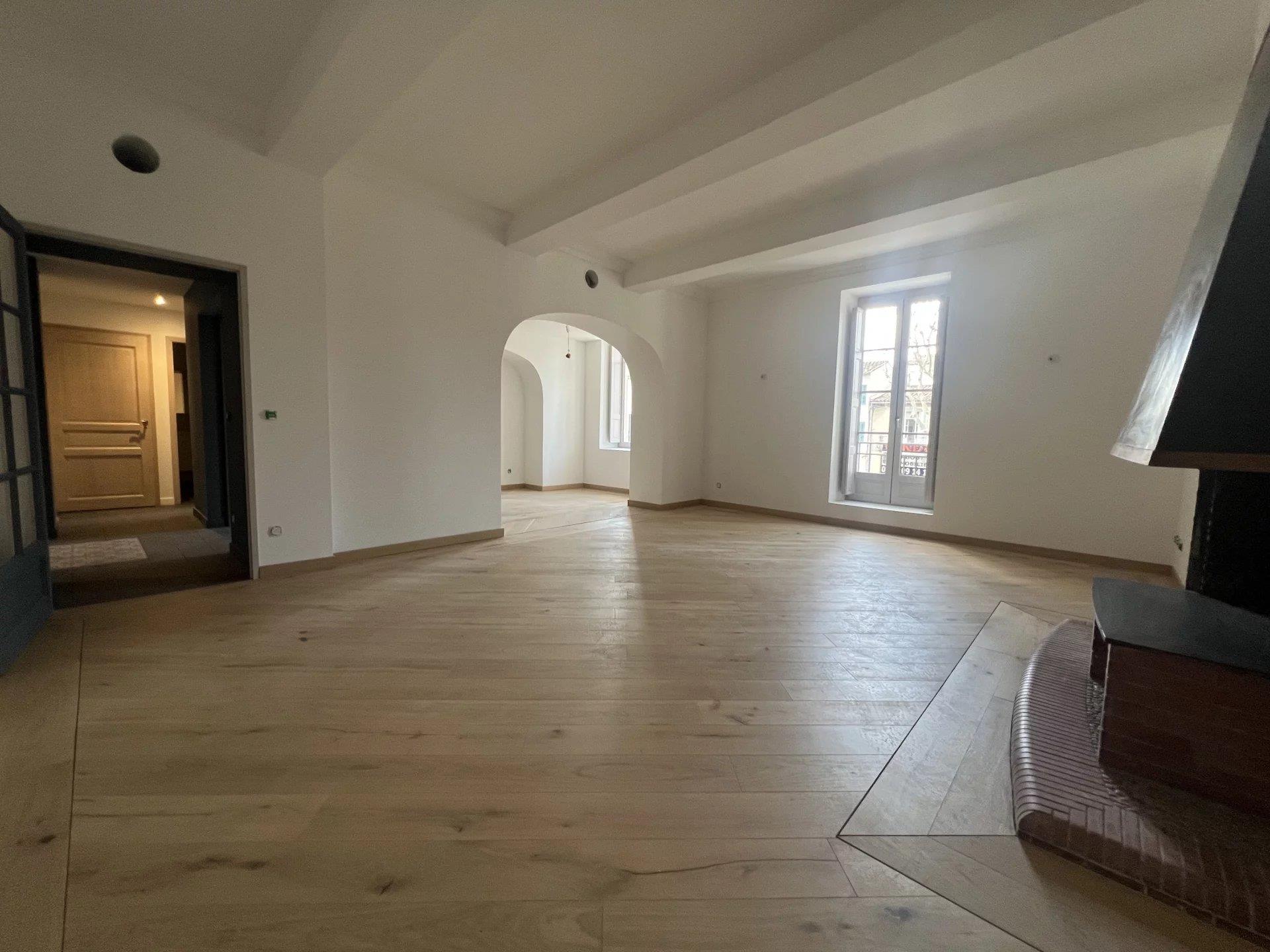Appartement à vendre, 168m², Nîmes