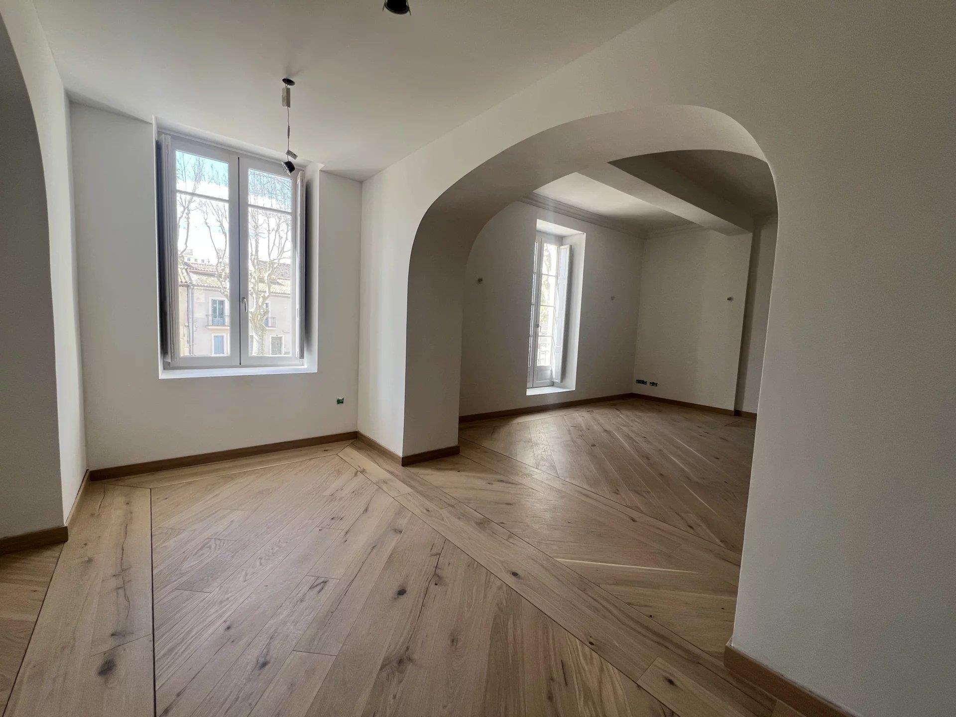 Appartement à vendre, 168m², Nîmes