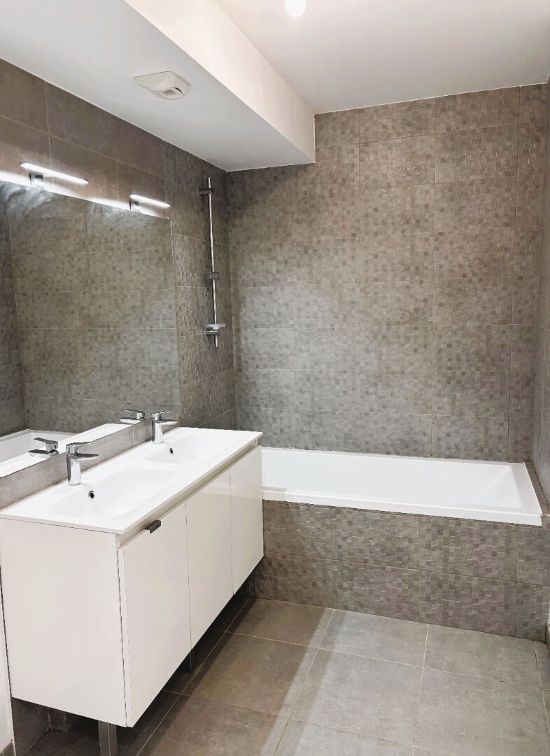 Appartement à vendre, 65m², Rousset