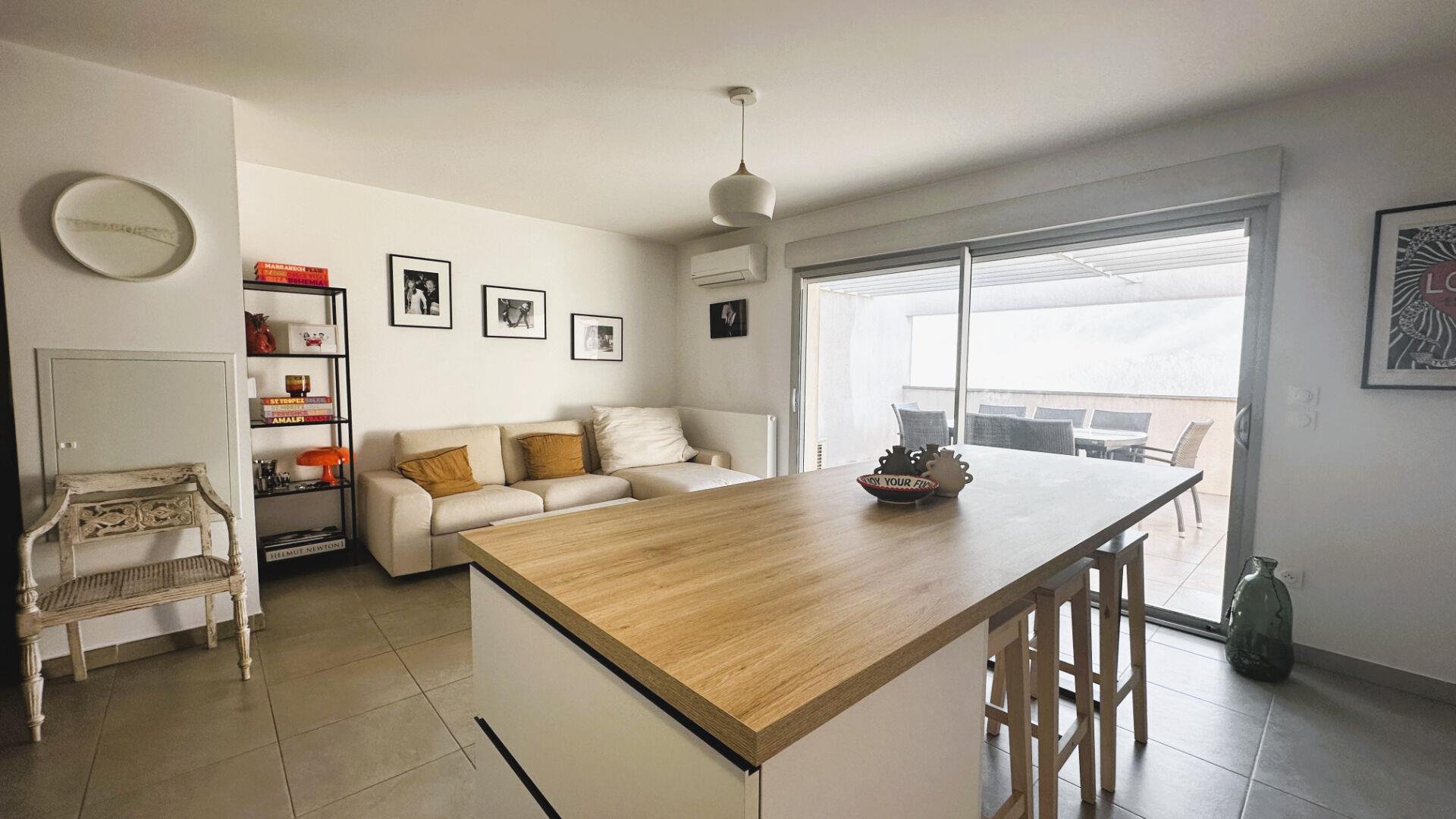 Appartement à vendre, 63m², Le Tholonet