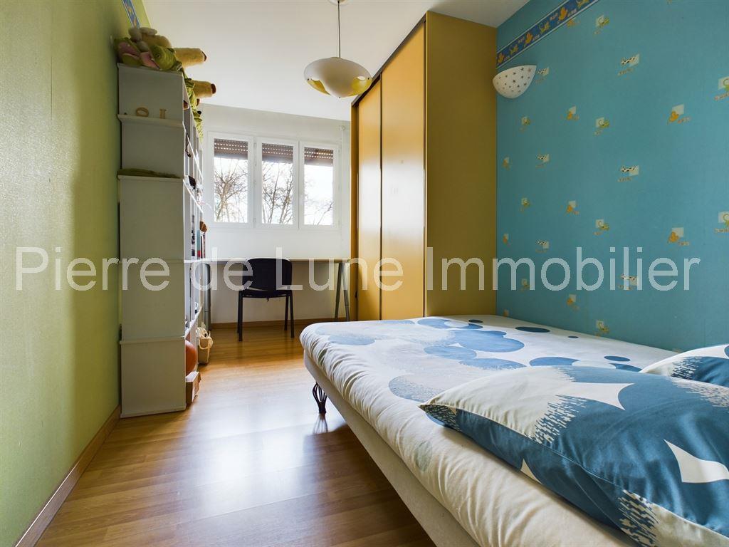 Purchase: Apartment (69006)