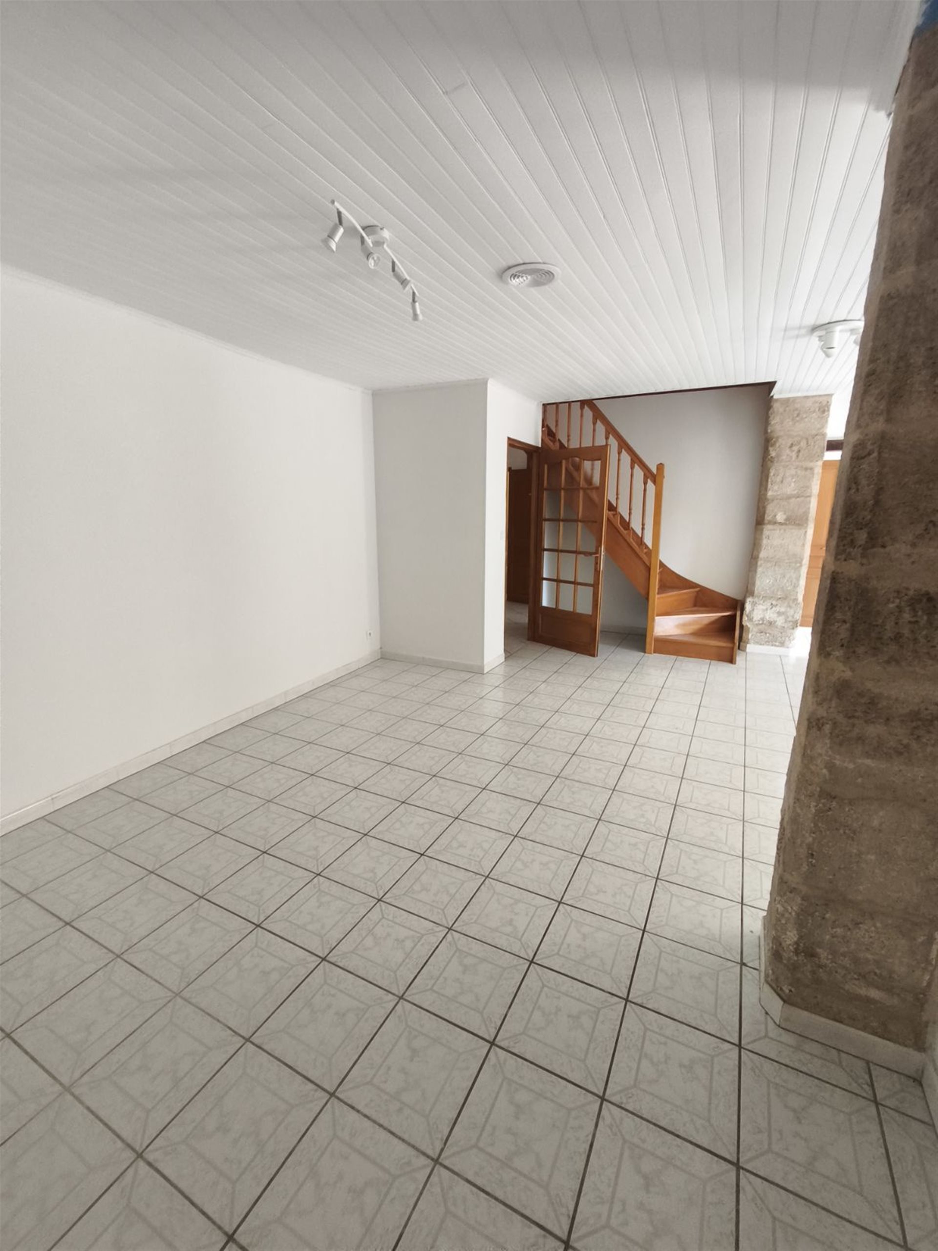 Appartement à louer, 127m², Canet