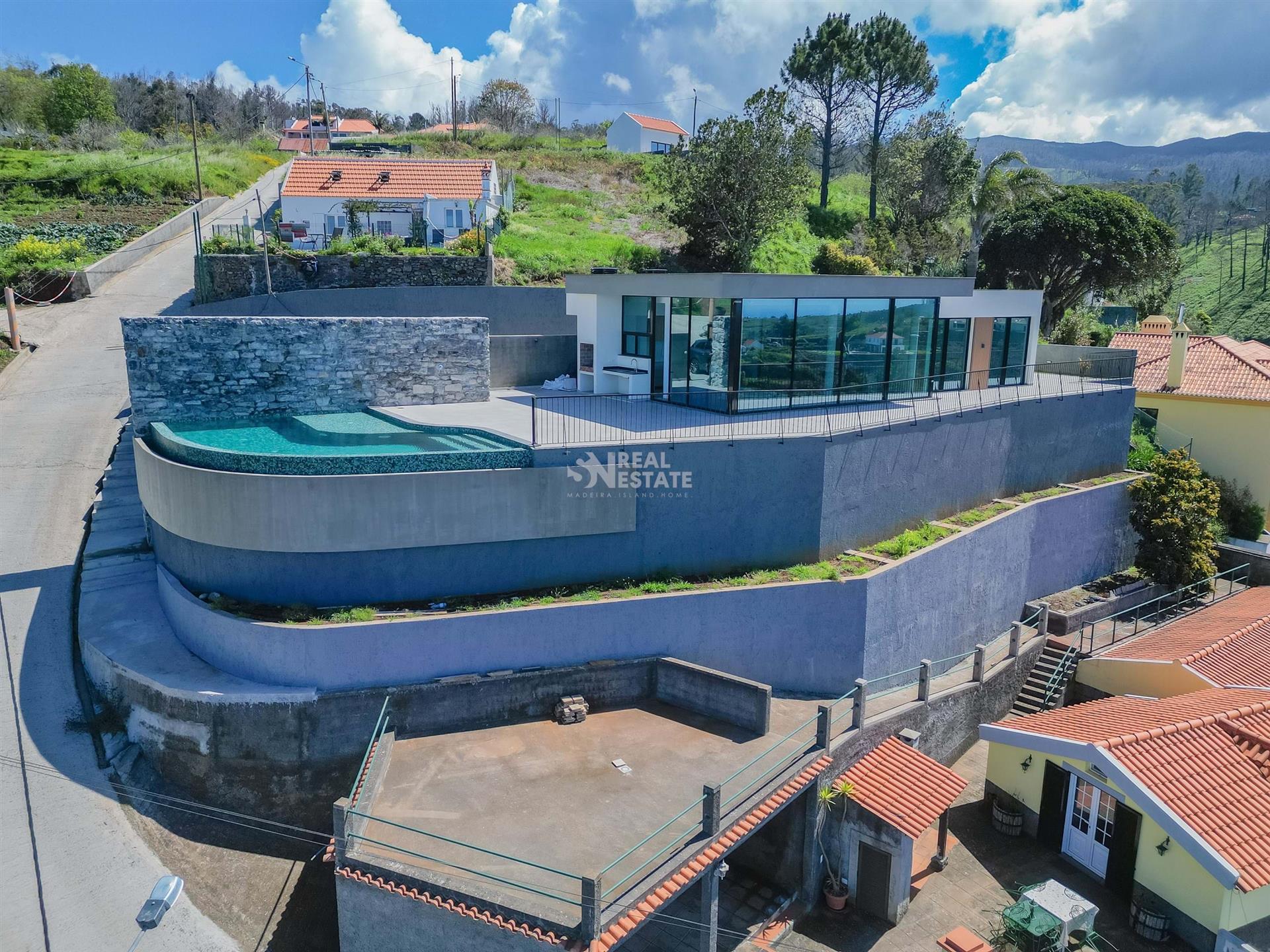 Single Storey House | Swimming Pool | Final Phase Of Finishing