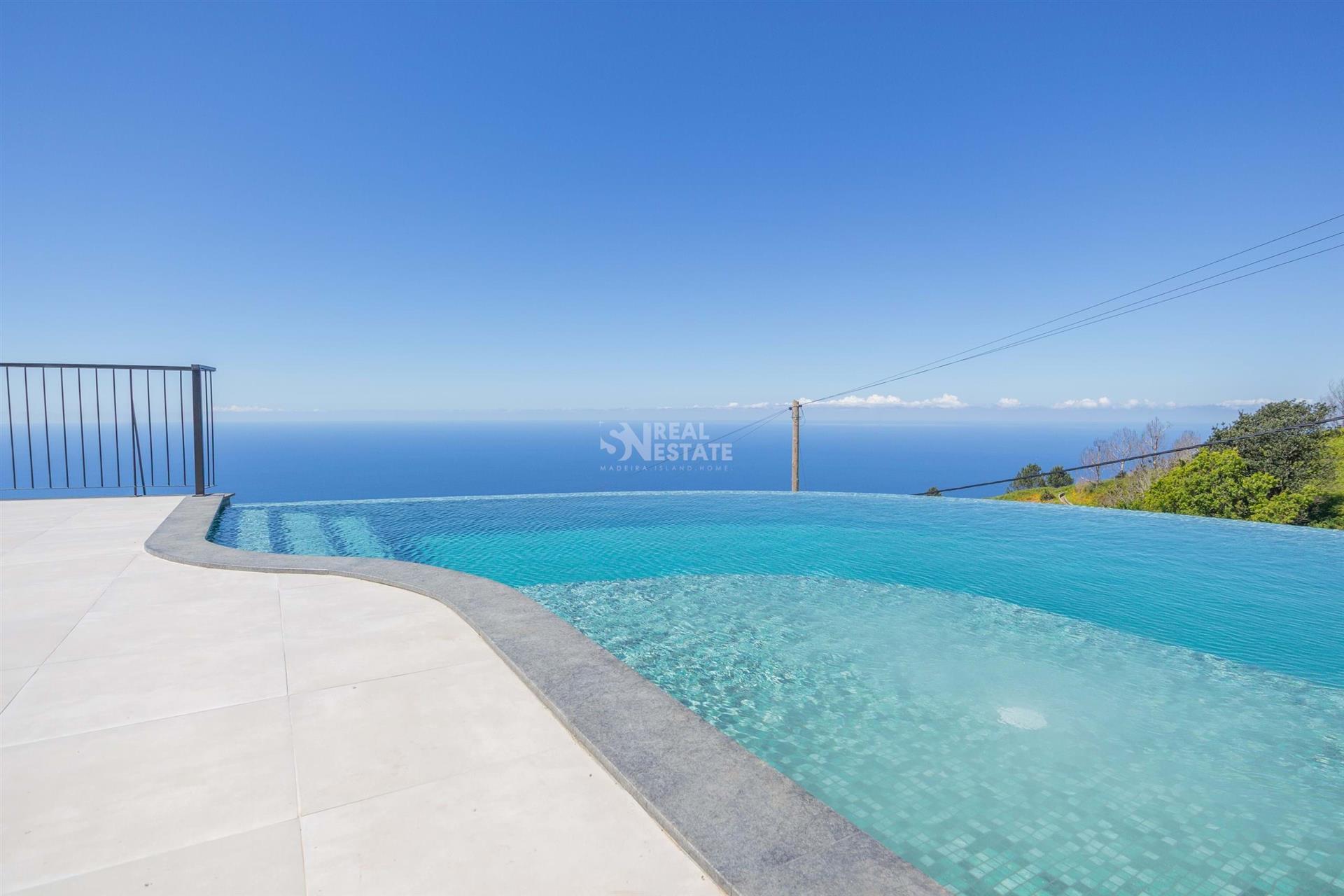 Single Storey House | Swimming Pool | Final Phase Of Finishing