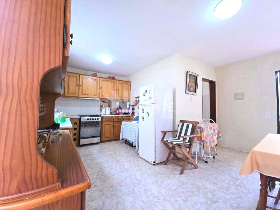 Villa op uitstekende locatie in Arco de São Jorge