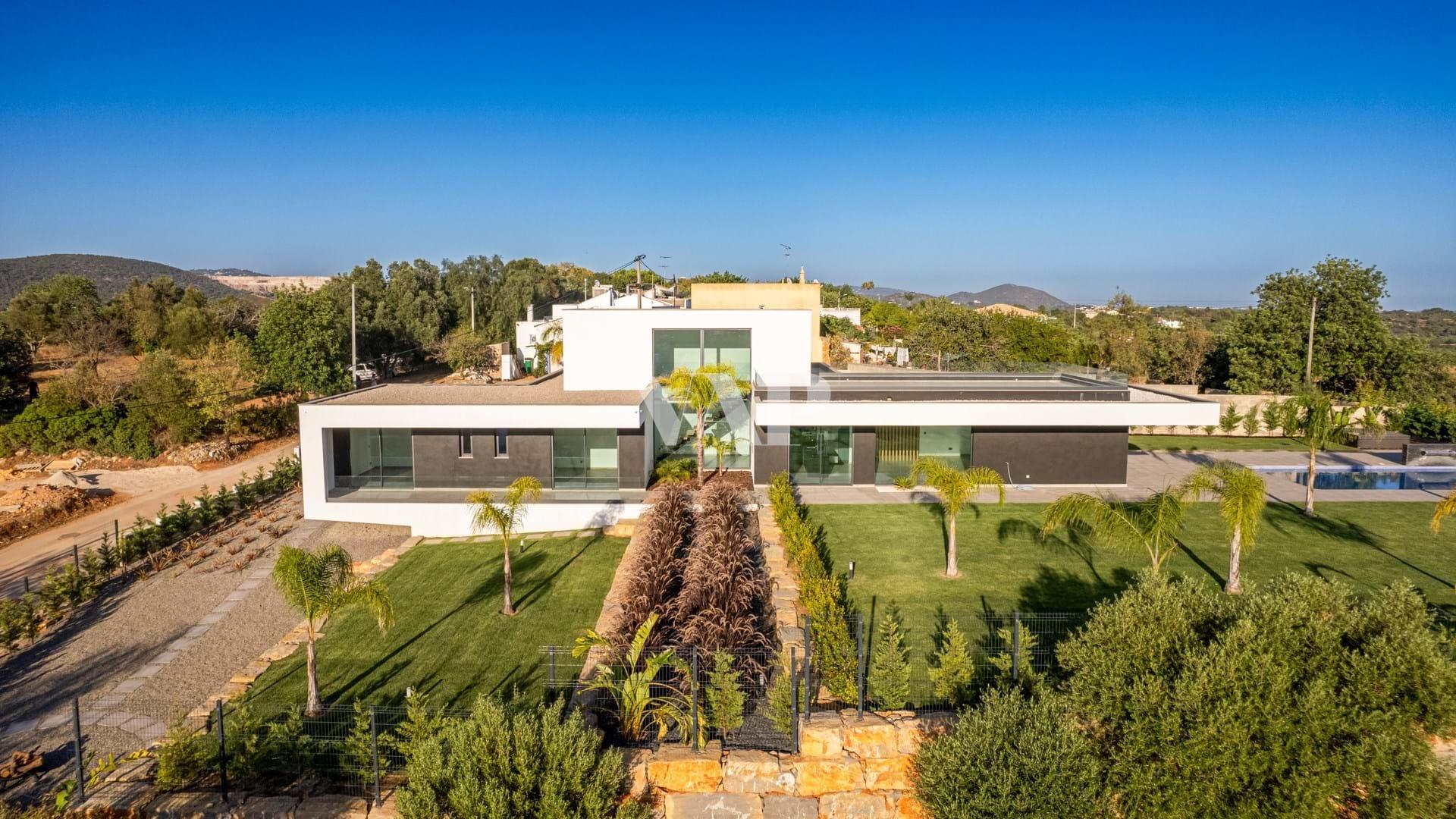 Villa mit 5 Schlafzimmern, Pool, Meer- und Landschaftsblick, Boliqueime