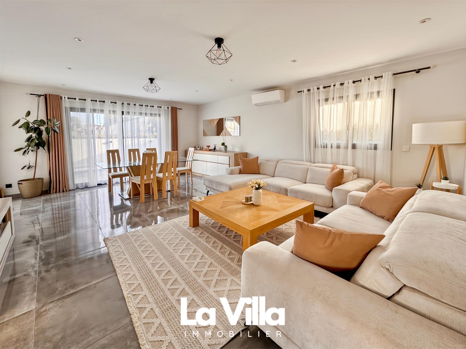 Maison à vendre, 122m², Entraigues-sur-la-Sorgue