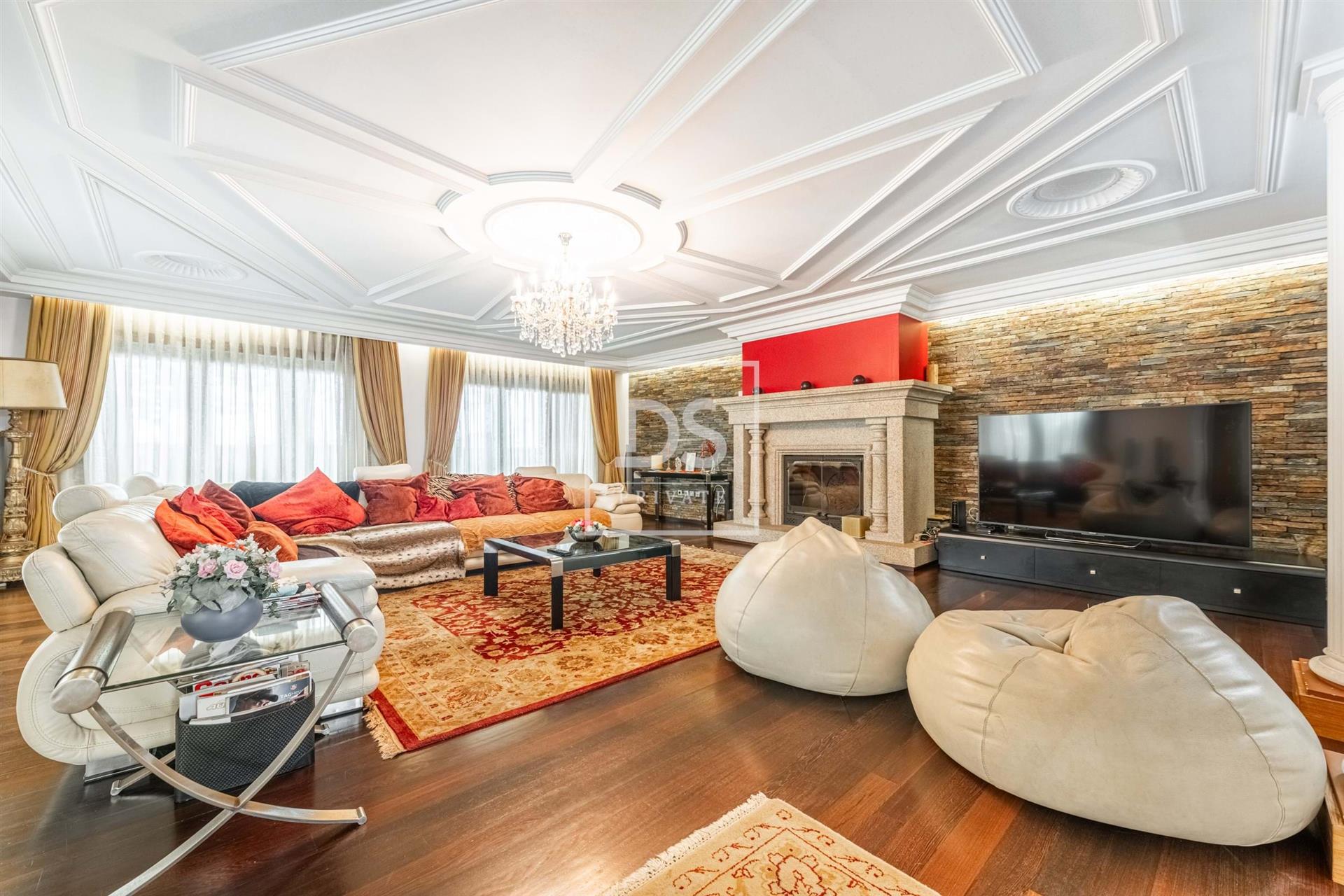 Luxury 5 Bedroom Villa In Esposende With River And Sea Views