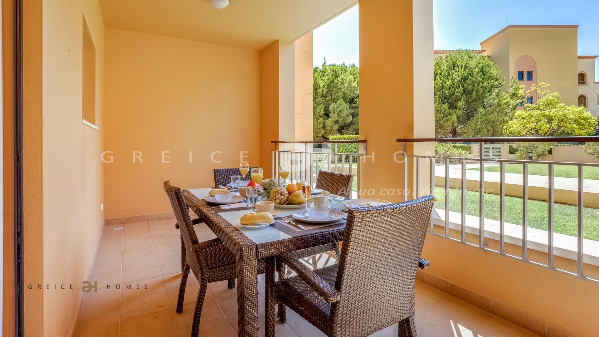 A Vendre Appartement De 2 Chambres Communauté Fermée Avec Piscine À Vilamoura
