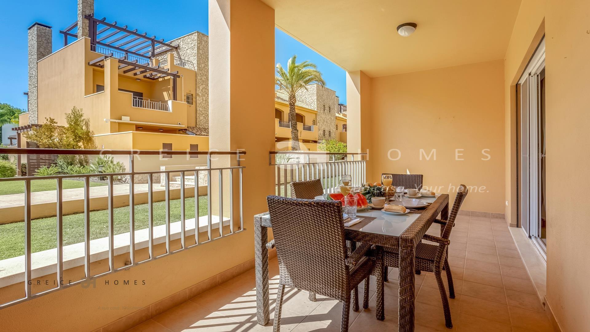 A Vendre Appartement De 2 Chambres Communauté Fermée Avec Piscine À Vilamoura