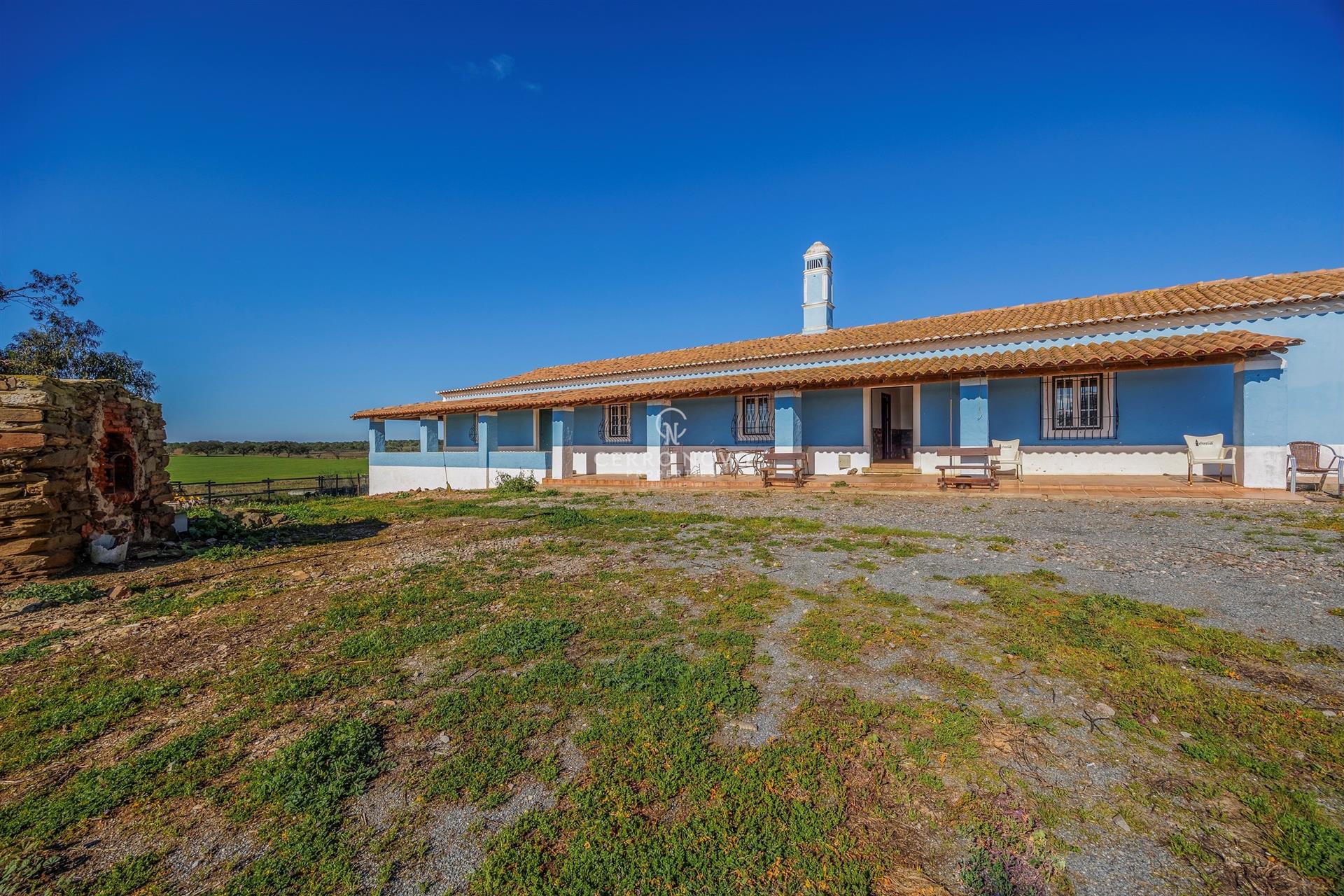 Estate with Great Agricultural and Tourist Potential in Baixo Alentejo