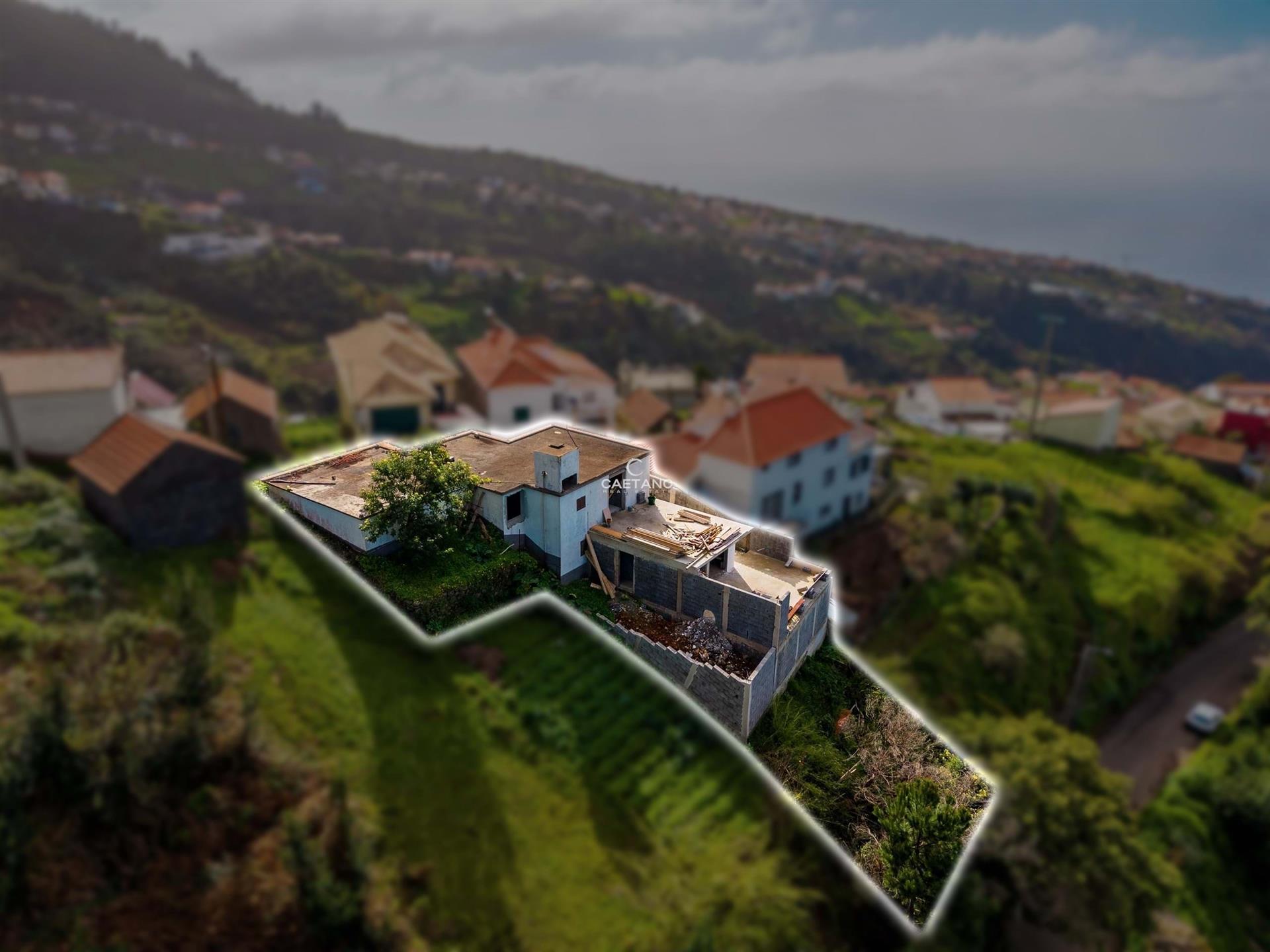 Rebuilt 3 bedroom villa in Calheta