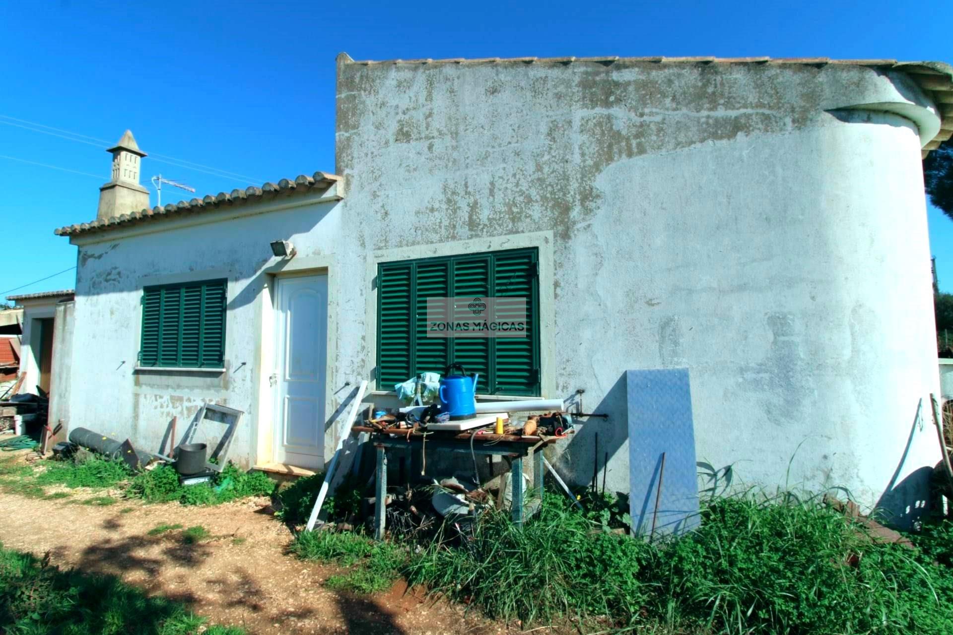 Pequeña finca en venta en Praia da Luz (Lagos)