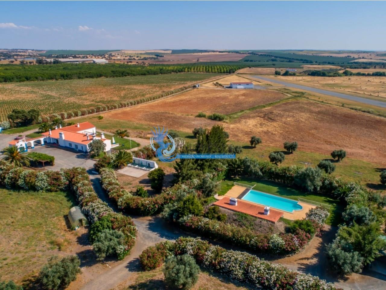 Homeowner in Alentejo, with private airfield, Beja, Ferreira do Alentejo