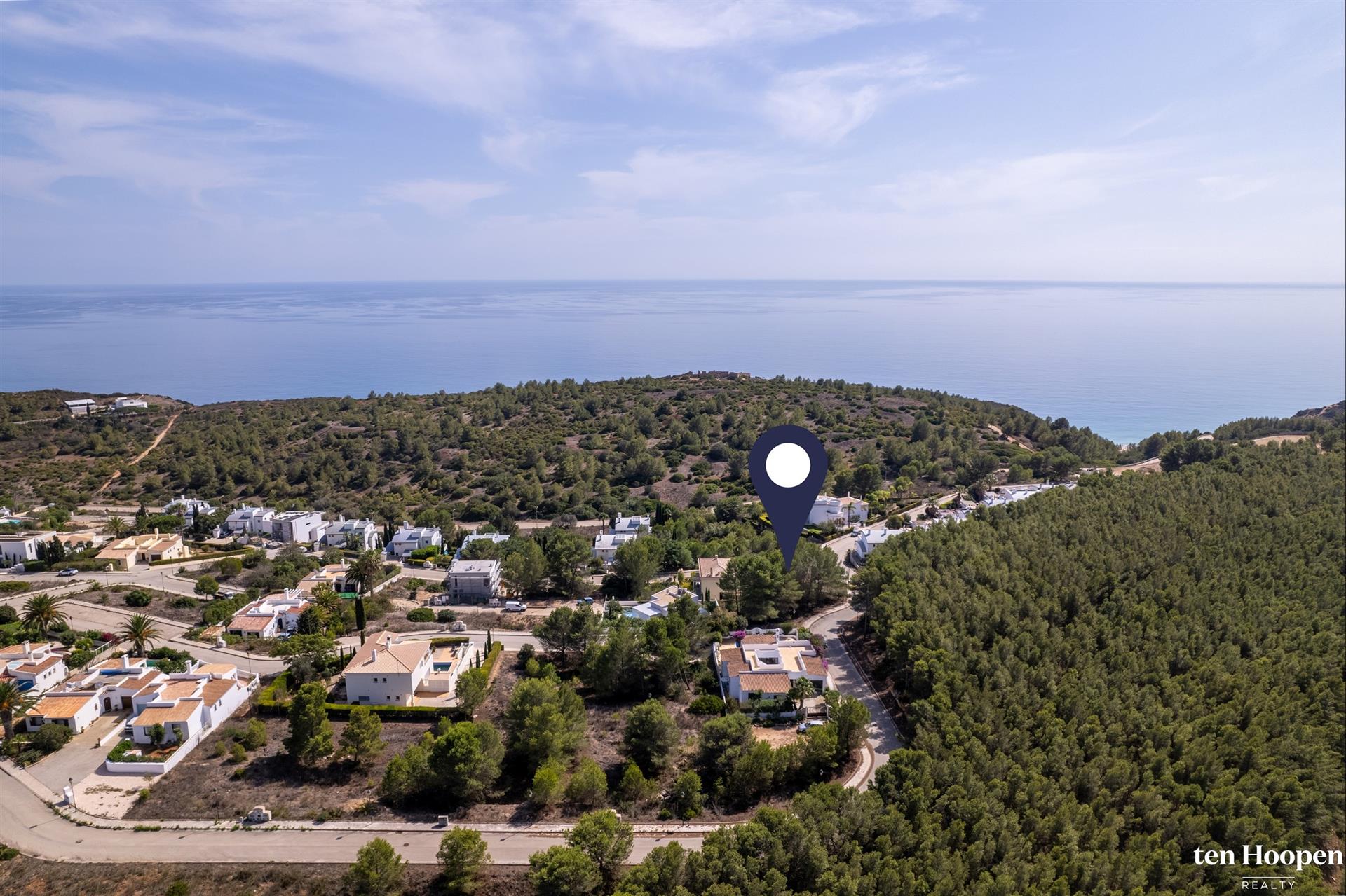 Urban plot for construction near the beach.
