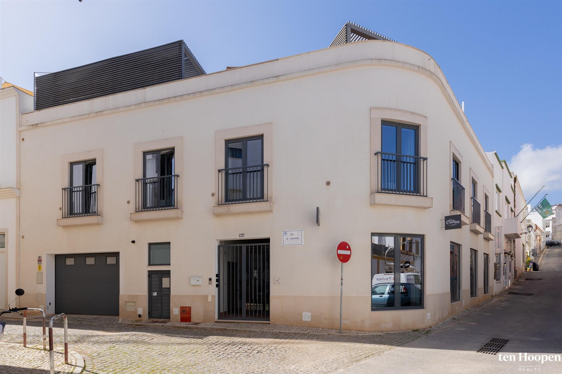 Boutique hotel for sale in the historic centre of Lagos
