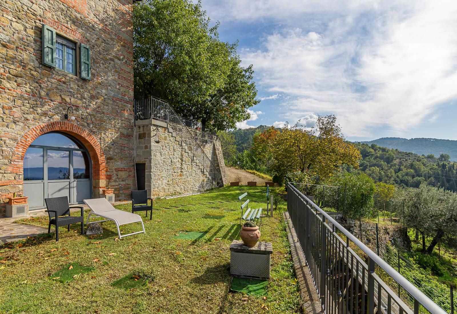 10 Bedrooms - Farmhouse - Tuscany - For Sale - A9591ab083